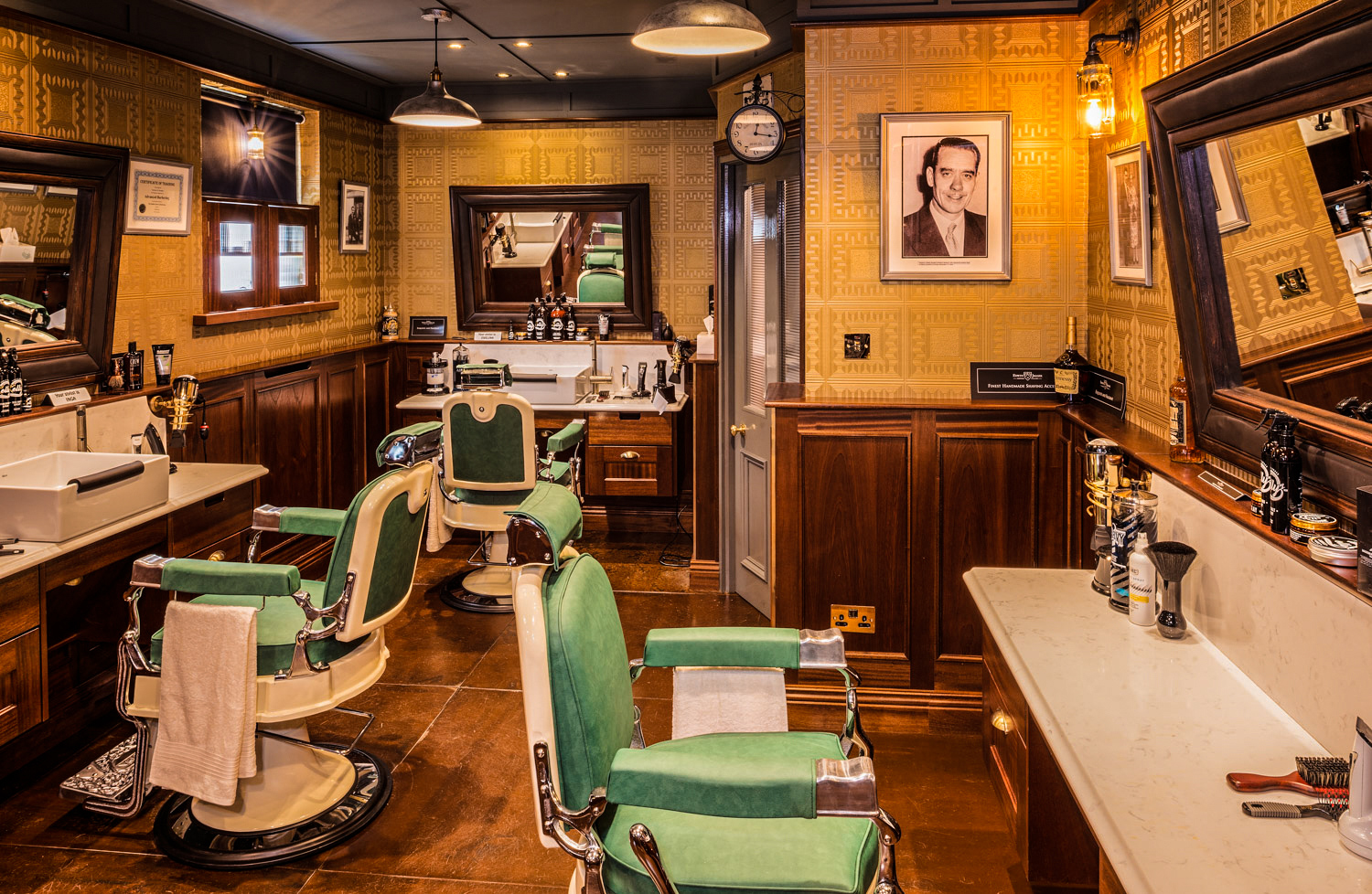 interiour-photographer-Mayo-Ireland-Kellys-Barbers-Interiour-2